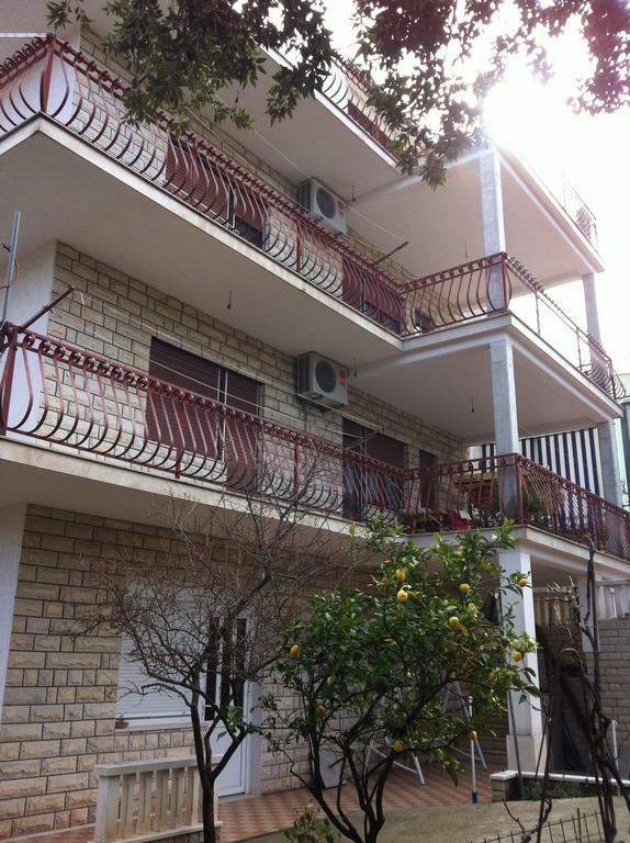 סגט ווראנייצה Apartments Nino מראה חיצוני תמונה
